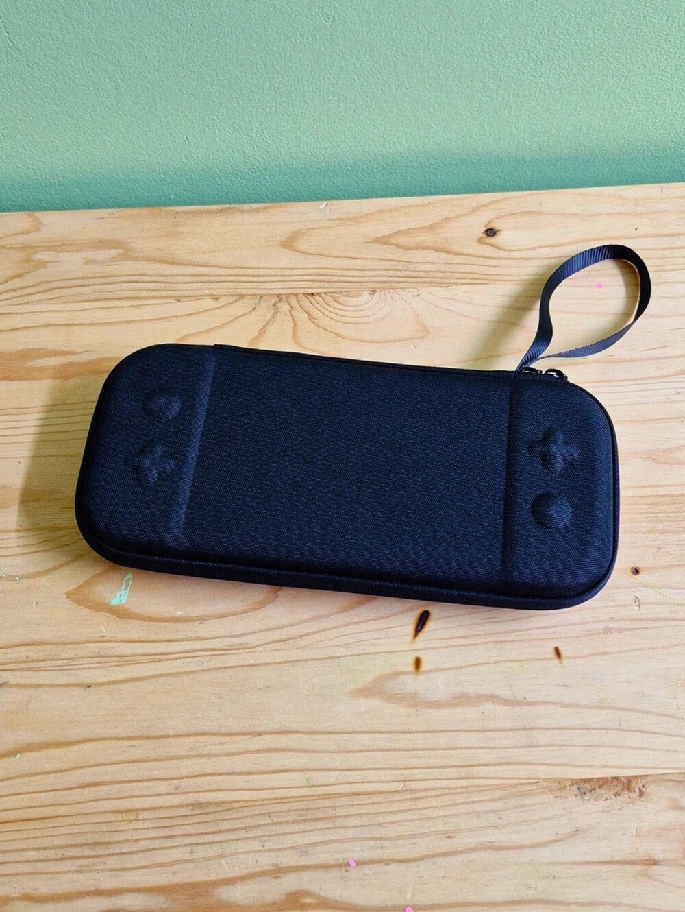 Deluxe Hard-Shell Carrying Case for Nintendo Switch 2 - Picture 5 of 7